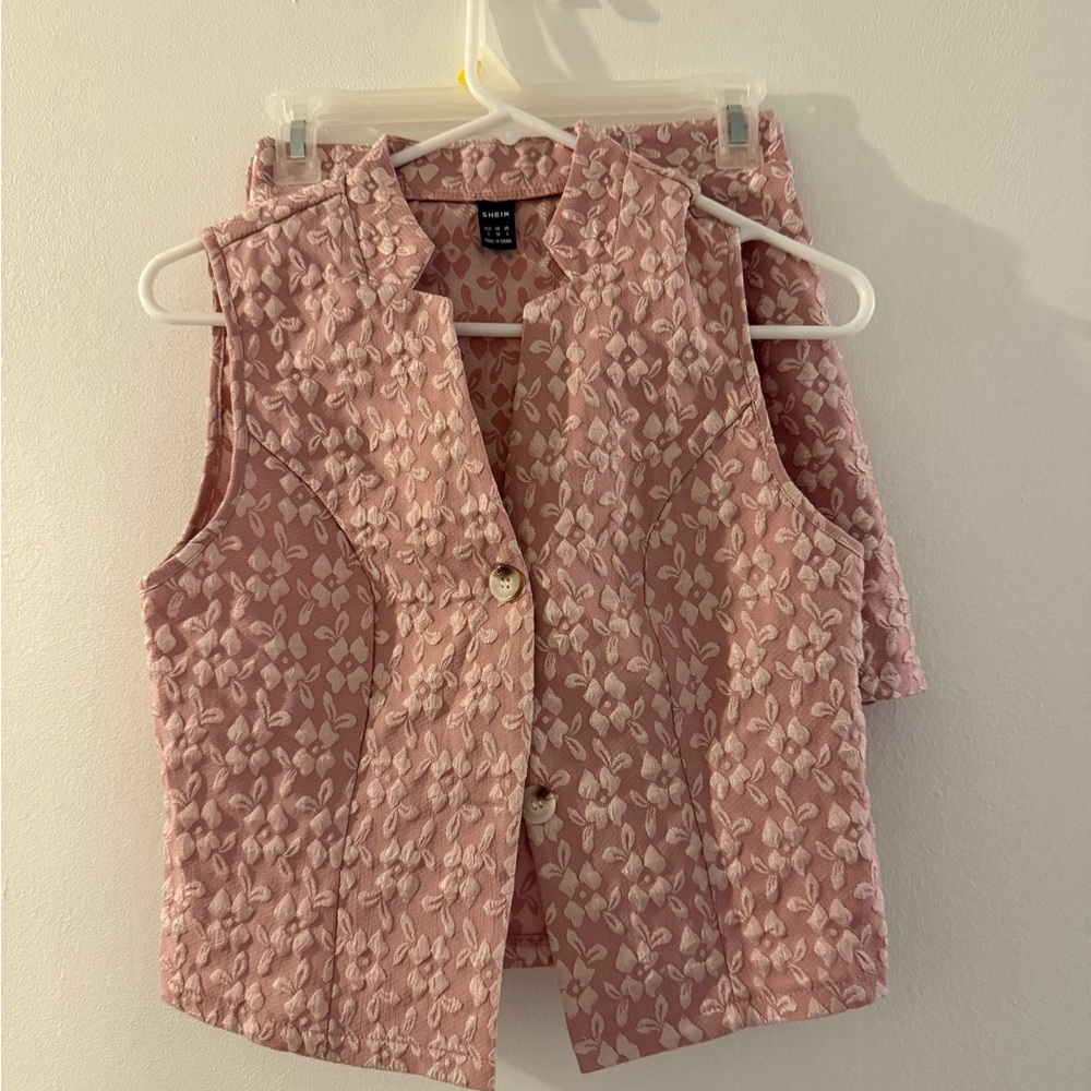 SHEIN Blush Pink Floral Textured Top